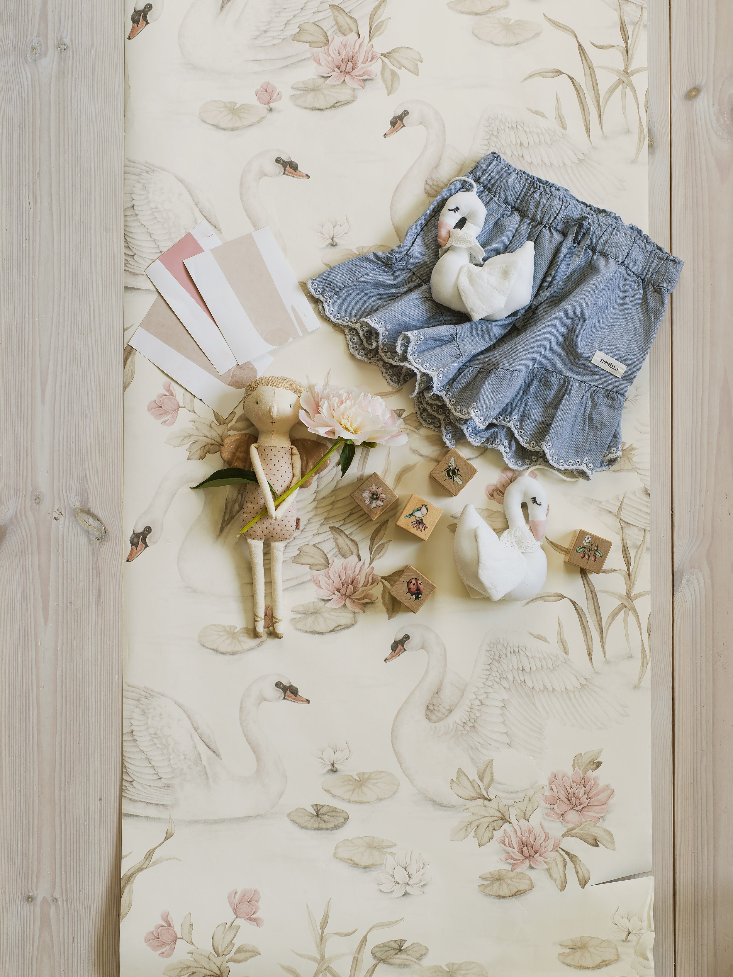 Lily Swan, Multi
